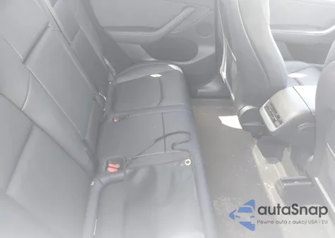 2023 Tesla Model Y Awd/Long Range Dual Motor All-Wheel Drive z USA, uszkodzony, nr VIN 7SAYGDEE2PF791592